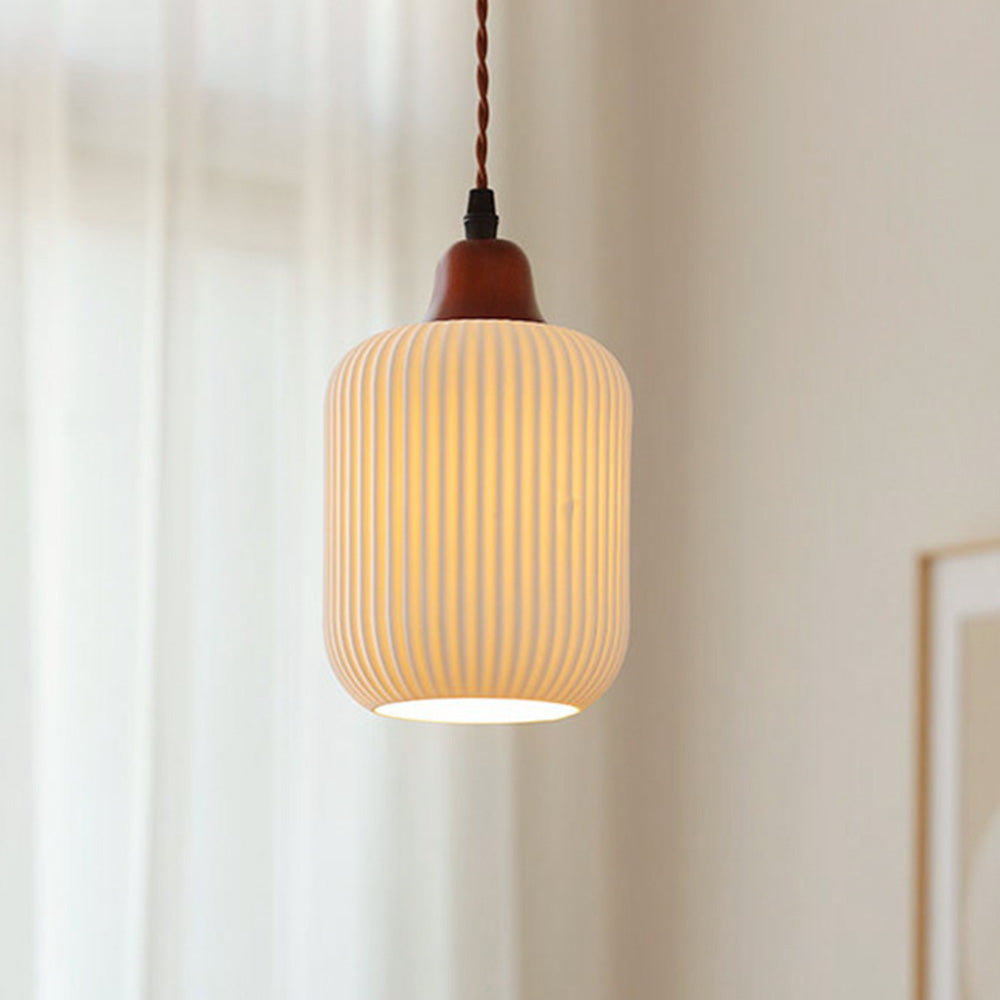 Vintage Nordic Ceramic White Pendant Light For Dining Room