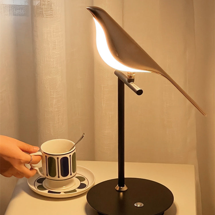 Electroplating Golden Bird Table Lamp for Bedroom -Lampsmodern