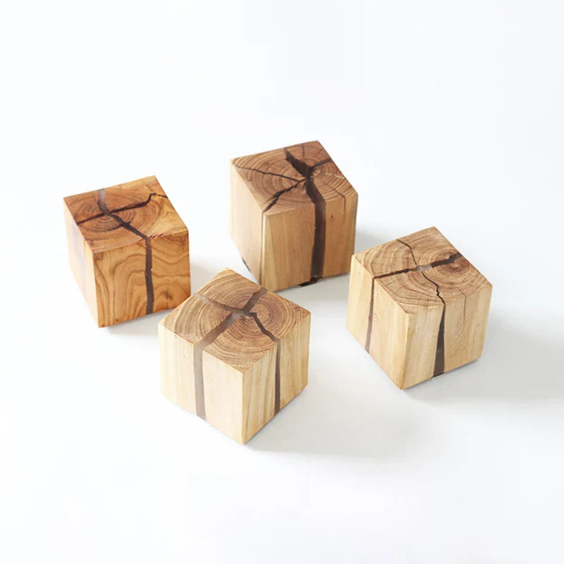 SolidWood - cube craft wall light