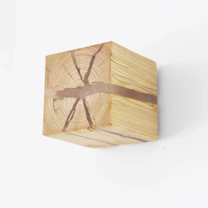 SolidWood - cube craft wall light