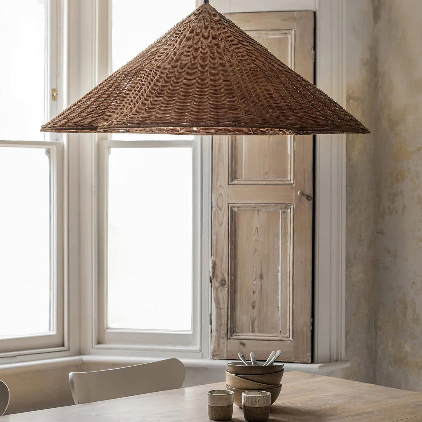 Retro Scalloped Woven Rattan Pendant Light