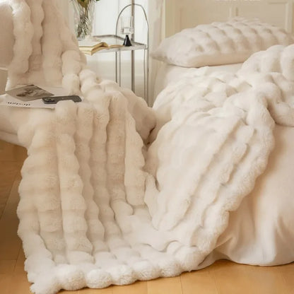 Plushcozy | faux fur winter blanket