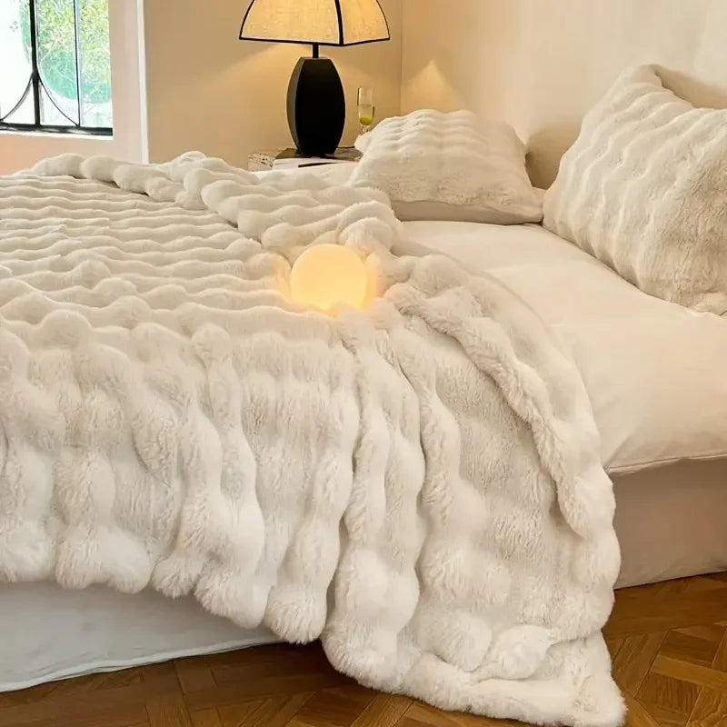 Plushcozy | faux fur winter blanket