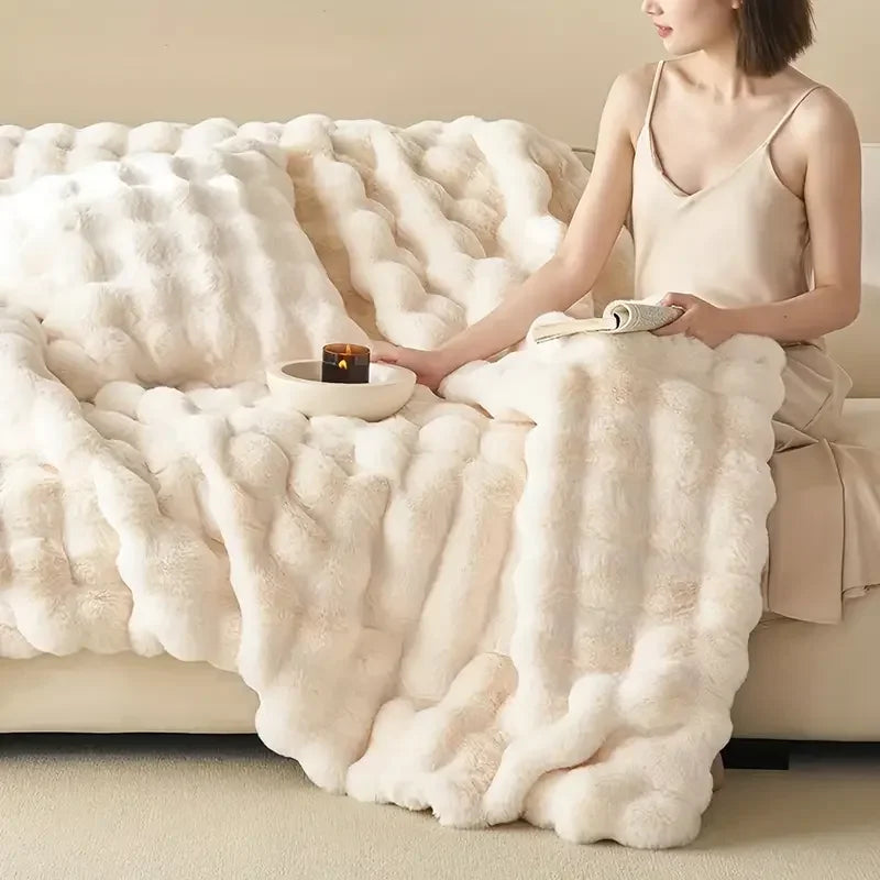 Plushcozy | faux fur winter blanket