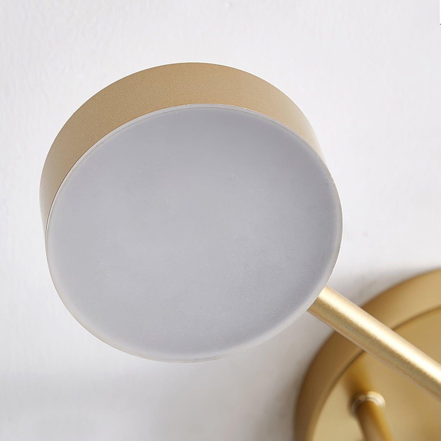 Metal Painted Finishes LED Ceiling Light Circle Design Flush Mount Lights